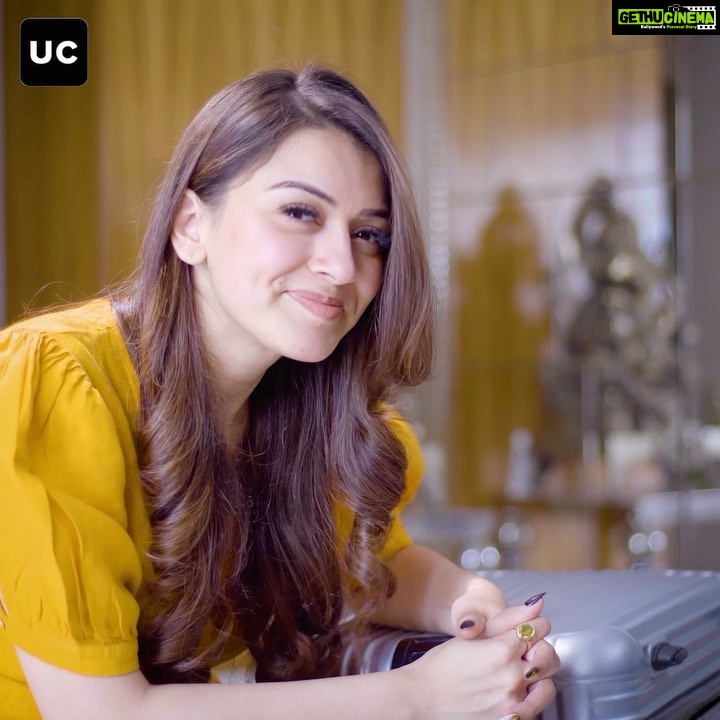 Hansika Motwani Instagram - Best place in the world? Home! A place where I can let my mind run free, be creative and also relax and unwind. And thanks to Urban Company's Salon at Home, I get #MySalonMyWay, whenever I want. Ladies, Urban Company’s biggest sale Salon Spree is on and they’re giving waxing FREE! So go on and book them today! #salon #salonspree #urbancompany #uc #manicure #pedicure #pampering #selfcare #care #home