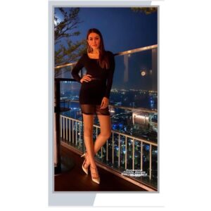 Hansika Motwani Instagram - 🖤🤍