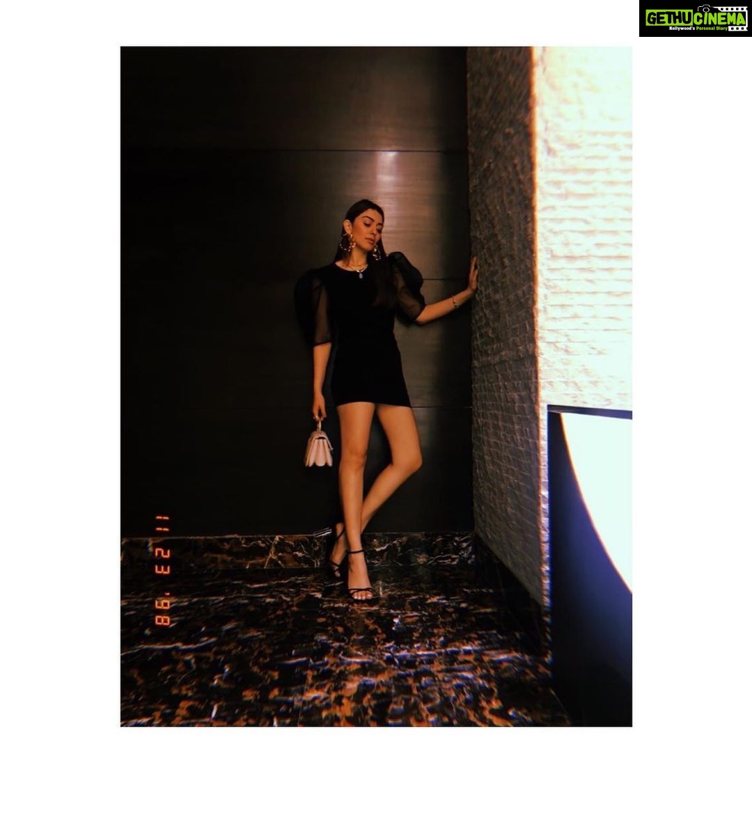 Hansika Motwani Instagram - “A sass a day keeps the basics away.” 💁🏼♀️