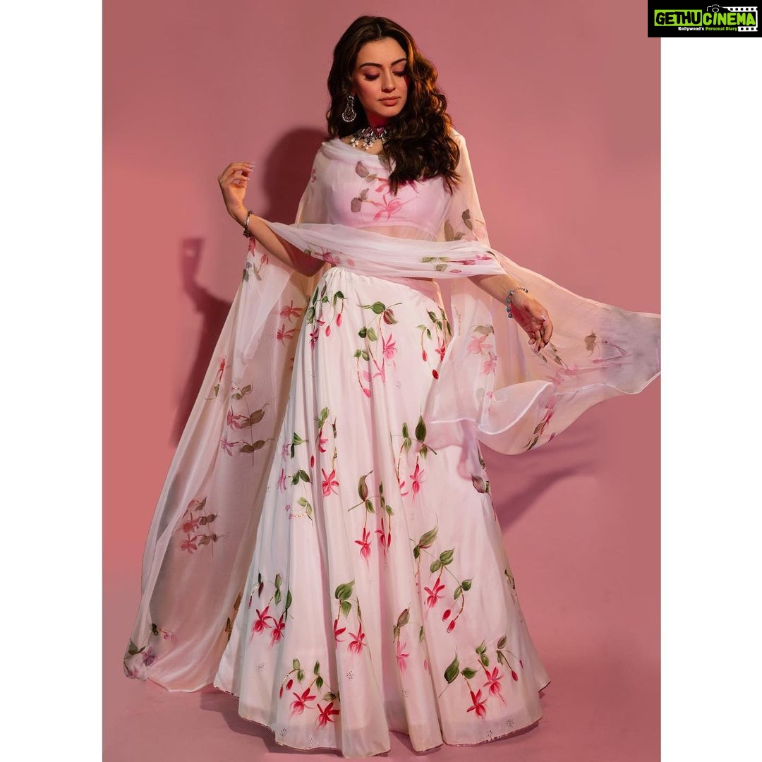 Hansika Motwani Instagram - Hansika X #tenaliramakrishnababl promotions Lehanga @picchika Jewellery @silvercravingsjewellery 📸 @artem.enterprise Makeup @makeupbyurmikaurr Hair @sankpalsavita Styled by @neeraja.kona Asst by @manogna_gollapudi