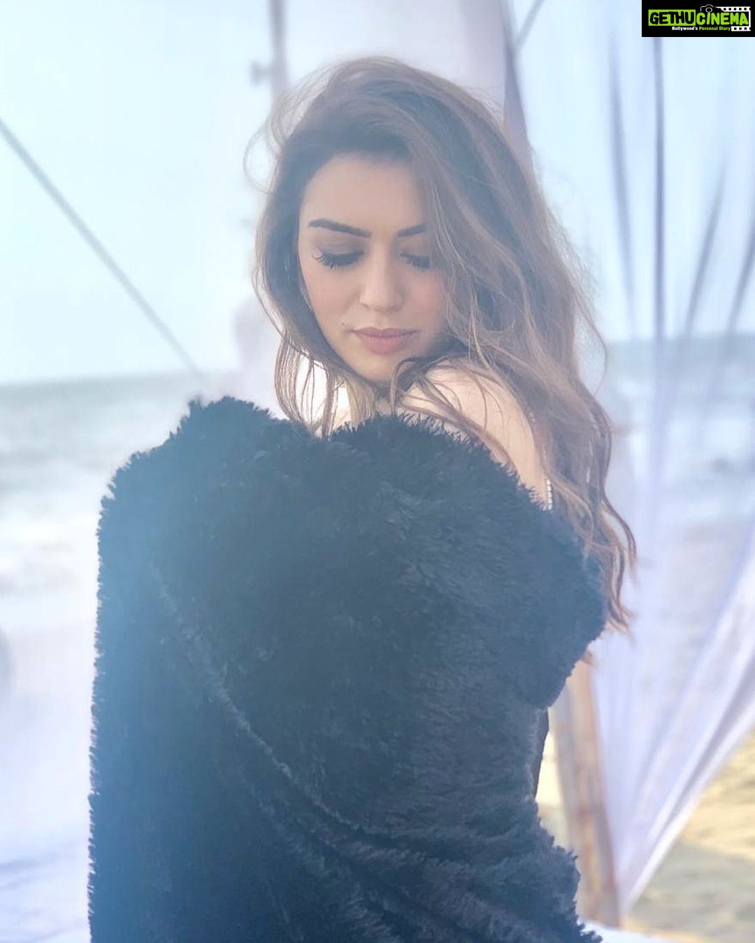 Hansika Motwani Instagram - ◾️▫️▫️▫️