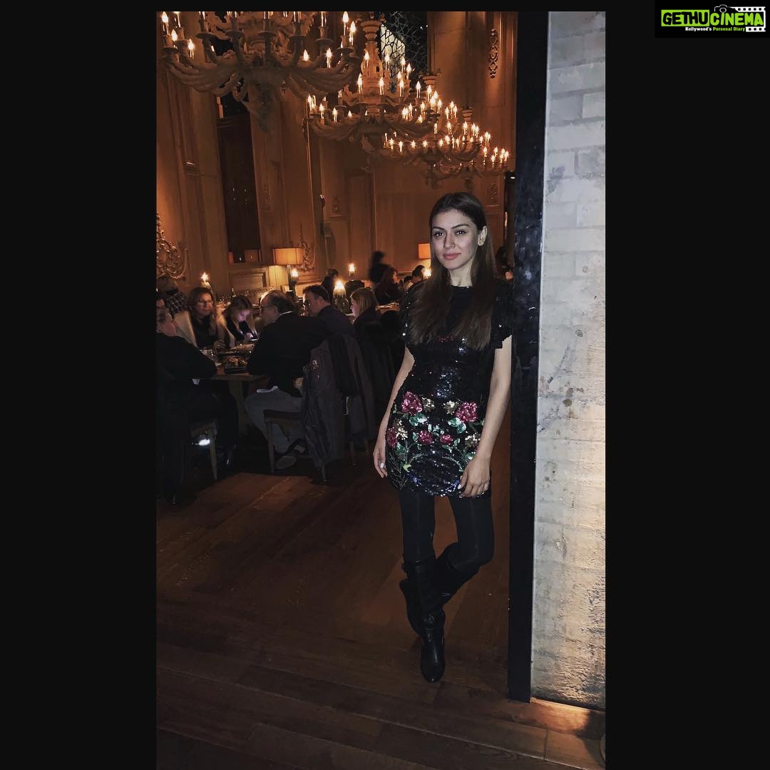 Hansika Motwani Instagram - Din-din done right 🥢 Buddakan