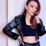 Hansika Motwani Instagram – 🖤