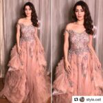 Hansika Motwani Instagram – #Repost @style.cell with @get_repost
・・・
@ihansika stuns  in @dollyjstudio for sima awards Dubai , hair by @ali_kallout ,make up @makeupbyreshmerchant ,styled by @lakshmilehr @style.cell @hemlataa9 #hansikamotwani