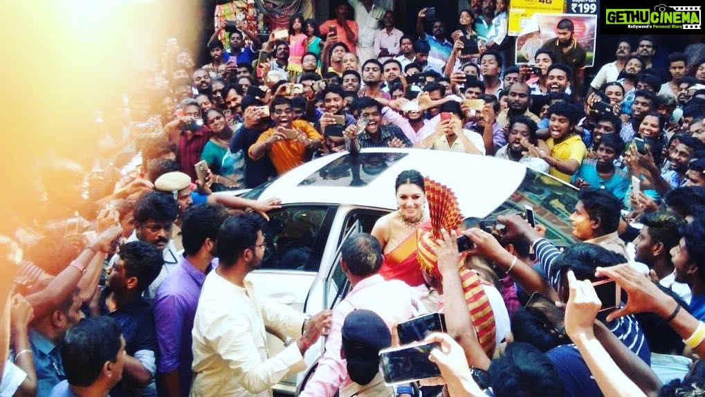 Hansika Motwani Instagram - #blessed😇