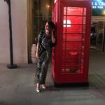 Hansika Motwani Instagram - “Guess these are only useful for photos now ☎ 📲”