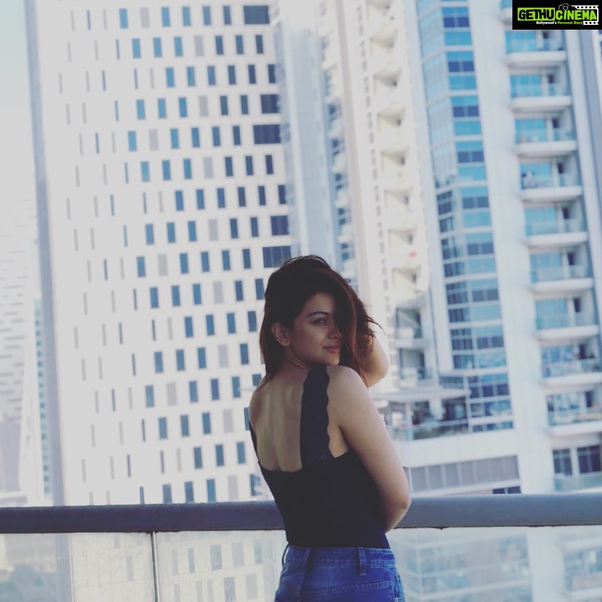 Hansika Motwani Instagram - #Sunkissed 😊