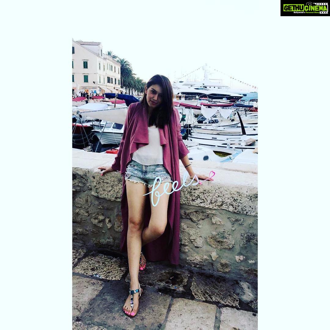 Hansika Motwani Instagram - Life is not a problem to be solved, but a reality to be experienced πβΊοΈ #throwback to this beautiful place #hvar #croatia ππβ€οΈ