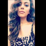 Hansika Motwani Instagram - 🖤