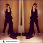 Hansika Motwani Instagram - #Repost @aasthasharma612 with @repostapp ・・・ All black for her Premier tonight! @ihansika in @labeld 👠 @houseofcb and @stylefiesta jewels ❤️ styled by @wardrobist @reannmoradian @iammanisha