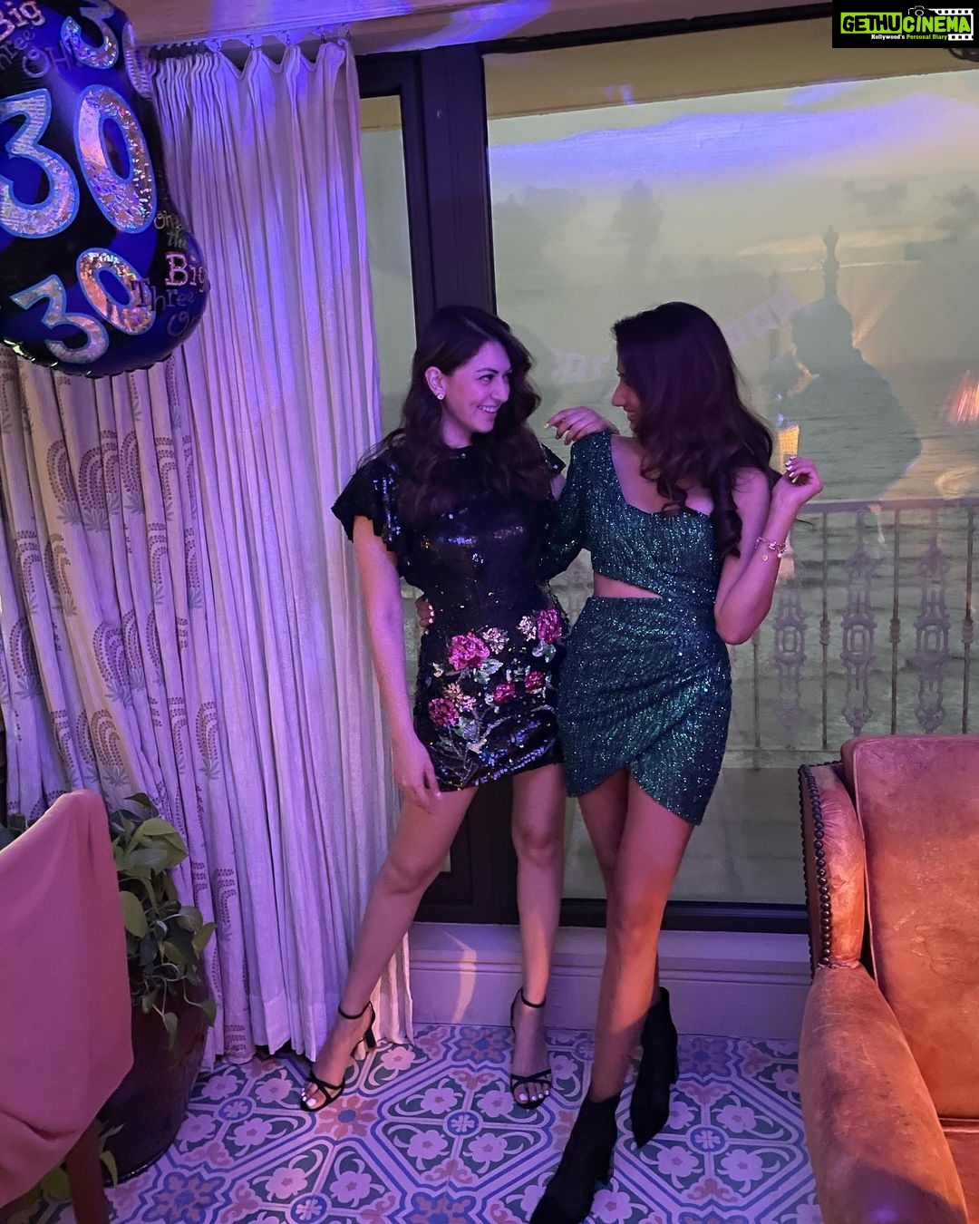 Hansika Motwani Instagram - Sister ♥️