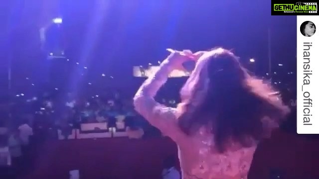 Hansika Motwani Instagram - #Repost @ihansika_official with @repostapp. ・・・ Lots of love from 40k ppl for #PokkiriRaja promotions from #DhanalakshmiSrinivasanCollege #Perambalur @ihansika 😃 #Hansika #hansikamotwani #jiiva #DImman #hansu #jiva #jeeva #kollywood #tollywood #BubblyBubbly #teamhansika