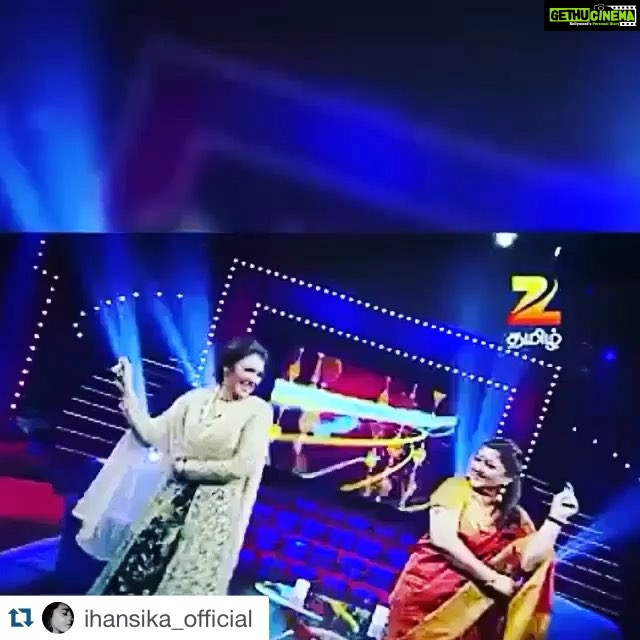 Hansika Motwani Instagram - #Repost @ihansika_official with @repostapp. γ»γ»γ» Video : πAww her expression thoπ mind blowing ππ #ChinnaKhushbu @ihansika #Hansika at #SimplyKhushbu on #ZeeTamil telecasted on Jan2nd #2016 at 8pm @khushsundar :) #HansikaMotwani #kollywood #bollywood #tollywood #hollywood #TeamHansika #ihansika