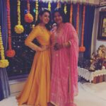Hansika Motwani Instagram - #Diwali 💥💥💥💥 daughter like mother 😘😘😘