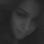 Hansika Motwani Instagram – #black&white #random #firstselfieof2015 😉😉⭐️😊