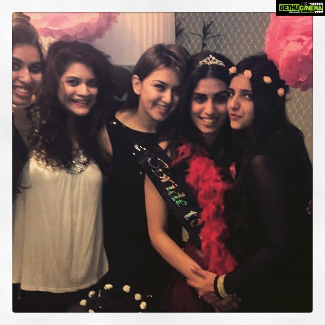 Hansika Motwani Instagram - #lasnyte #HenParty @ritumadhok7 #bachelorette #spinster #party #whatfun #prettybride #gameover #RwedsM #rituwedsmanish #weddingbells #weddingweek