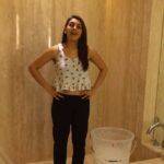 Hansika Motwani Instagram - #video :Thank you to everyone for challenging me to do the #icebucketchallenge to raise awareness for #ALS and I nominate @prash.m @sahilnandu @tash_shah24 @vijal2511 and hansika fans