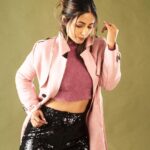Hina Khan Instagram - I don’t approach Fashion, Fashion approaches me 🤷‍♀️😬