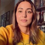 Hina Khan Instagram - For budget updates and much more - Enable Glance on your phone. Visit glance.com #YehGlanceHai #BaarBaarDekho #Budget2021 @glancescreen