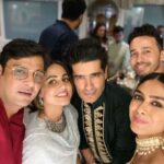 Hina Khan Instagram - A night to remember #Diwali2020