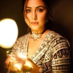 Hina Khan Instagram - Love and Light ✨