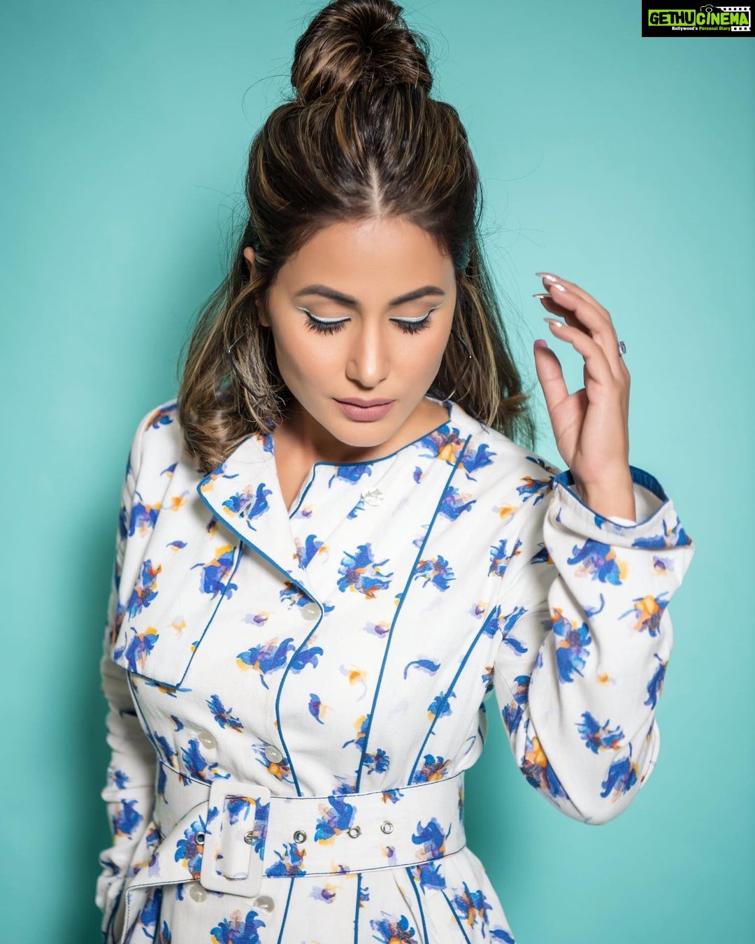 Hina Khan Instagram - #HKBiggBossLookBook #SherrKhanIsBack #ToofaniSeniorHina #BB14 . . ~ #TeamHK