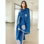 Hina Khan Instagram - Colour of Royalty #BLUE