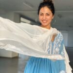 Hina Khan Instagram - 🦋