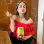 Hina Khan Instagram – Heard the internet had gone crazy guessing the masale in Kurkure ‘Gazab Golmaal’ and ‘Herapheri Hungama’

And guess what? Even I could not figure it out.  #KyaMasaleHain yaar! 
#Baaprebaap #kyamasalehain #baaprebaapchallenge @kurkuresnacks