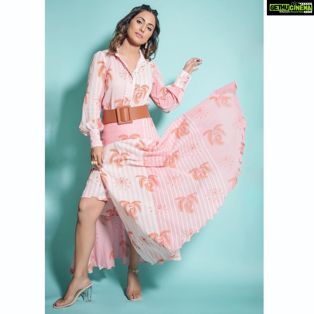 Hina Khan Instagram - Outfit @thejodilife Jewelry @hyperbole_accessories Heels @femi9.by.as Styled by @sayali_vidya MUA @satyamakeupartist Hairstylist @sayedsaba 📸 @rishabhkphotography