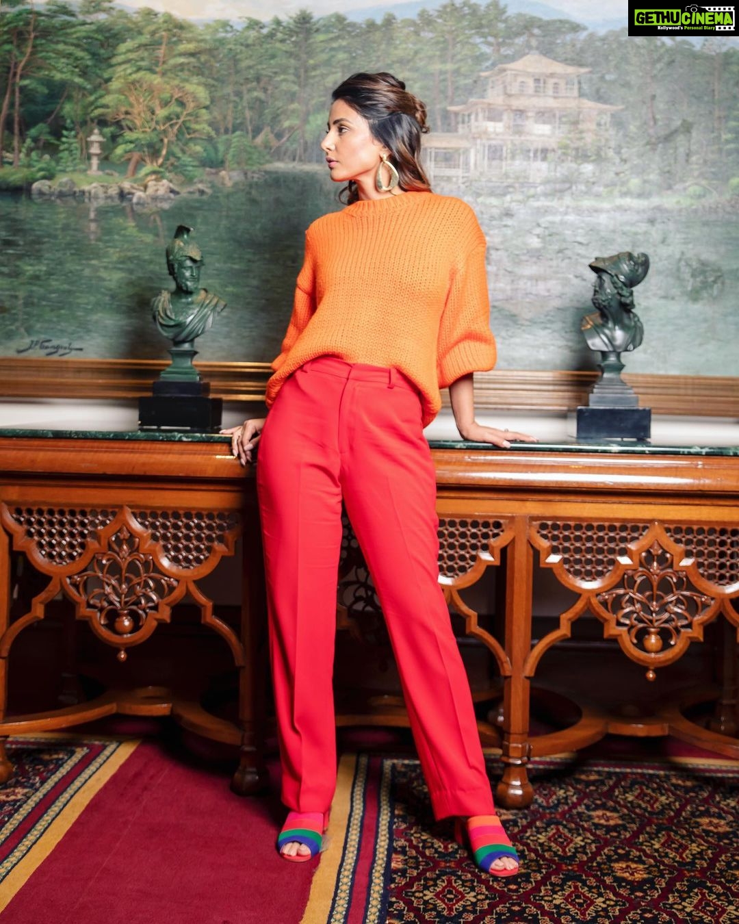 Hina Khan Instagram - #Hacked #WinterFashion Promotions in Delhi Outfit @forever21 @ona_label Earrings @zohra_india Mules @fyorindia Styled by @sayali_vidya MUA @sachinmakeupartist Hairstylist @sayedsaba 📸 @pawanraikwar