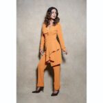 Hina Khan Instagram - 💥 Pantsuit by @iturish Neckchains by @esmecrystals Heels by @zara Styled by @sayali_vidya MUA - @sachinmakeupartist Hair stylist @sayedsaba 📸 @rishabhkphotography