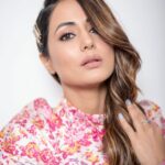 Hina Khan Instagram -