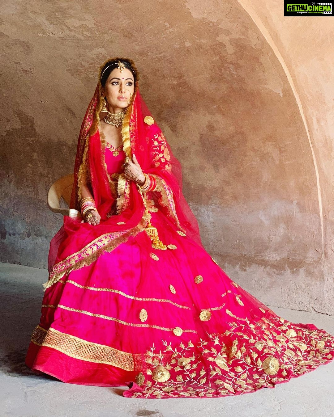 Hina Khan Instagram - From the sets of Raanjhana..🌹