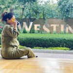 Hina Khan Instagram - Me and my coffee, Camouflaging with nature to be at peace.. Giving rest to my bruised body🤕💆‍♀️ @thewestinpushkar #WestinPushkar #WestinWellness The Westin Pushkar Resort & Spa