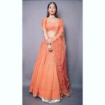 Hina Khan Instagram – Lehenga by @smitashaofficial
Neckpiece & ring @kohar_jewellery
Mangtika @jewellerybyasthajagwani
Styled by @sayali_vidya
MUA @sachinmakeupartist 
Hair stylist @sayedsaba 📸 @rishabhkphotography