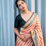 Hina Khan Instagram -