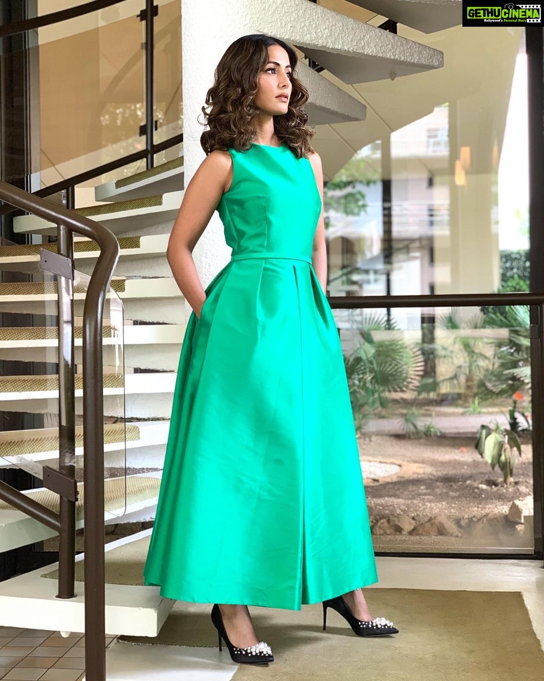 Hina Khan Instagram - 🦚 Dress @ramialaliofficial Heels @intoto.in Styled by @sayali_vidya MUA @sachinmakeupartist Hair stylist @sayedsaba
