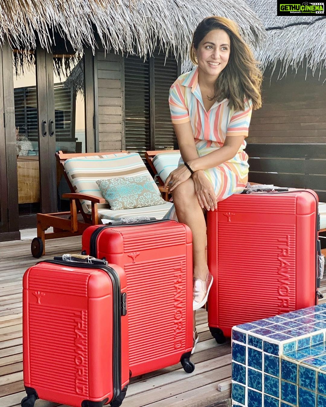 Hina Khan Instagram - It's time to beat the heat with some gorgeous #blues! Me and @traworldluggage are vacationing in Maldives for our summer getaway! #TheWorldIsYourRamp #TraworldLuggage #Traworld. @instagladucame @camlaspain