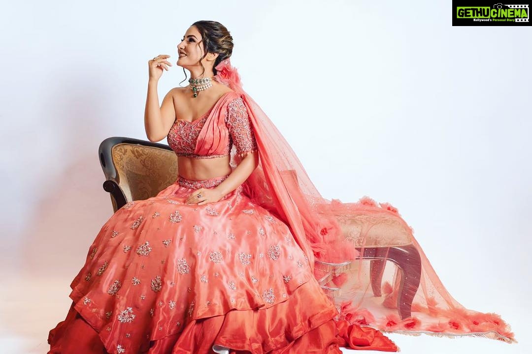 Hina Khan Instagram - 🍁 #BombayTimesFashionWeek 📸 @tejpal_nagi