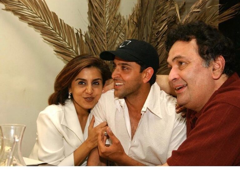 Hrithik Roshan Instagram - ‪. Even your love had so much energy that I had to stand at attention every time you called. . I don’t think I have ever in my life been able to continue sitting down when you spoke to me . Everytime dad called and said “chintu uncle just saw your movie and he is calling you “, I used to get up, heart palpitating and start walking around in the room , preparing myself for the deluge of love and reprimand mixed so genuinely together in your own inimitable way that it was difficult for an observer to distinguish which was which. You gave me strength at my weakest moments. It felt so god damn amazing to think that Rishi Kapoor liked my work. That It made me believe in myself. Thank you for every time you picked up the phone and took the effort , thank you for repeatedly pointing out my mistakes , thank you for that consistent support and encouragement chintu uncle, there will never be any actor or human like you. Thank you for being my childhood , for literally shouting out loud into my ear drums about the importance of hard work. And for being so blatantly and ridiculously honest that it made me believe every single word you ever said . I and the world and everyone you touched and inspired is going to miss you. So so much . ❤️