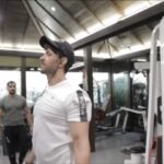 Hrithik Roshan Instagram – September 2018.
.
.
No treadmill ? Broken ankle ? Cant do cardio ? Can’t fly ?
.
.
Bullshit. .
.
When your focus is on results and not on excuses , you will always find a way. .
.
Here’s my no treadmill, no excuses, broken ankle cardio. 10 sets of 100 reps. .
.
आवश्यकता से ही आविष्कार का जनम होता है।
.
(you can’t fly but you can try😉)
.
#thereisalwaysaway #makeitfun #onelife #adventurer #beanexplorer #createyourself #keepgoing