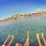 Hrithik Roshan Instagram - Just chillin. #thatshowitsdone #relaxationneedsimagination #ontopoftheworld🌎 #dontjustexist #exploreeverything #youarenotalone #notadroneshot Santorini Greece