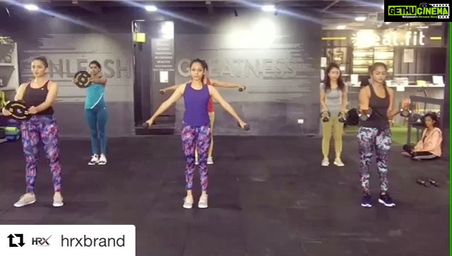Hrithik Roshan Instagram - #Repost @hrxbrand (@get_repost) ・・・ Showcasing the power of women this #WorldFitnessDay with the Zero Momentum Rep! How did you spend your #WorldFitnessDay? #HRX #KeepGoing @glossandgrunge @farahmagi @aswathibalakrishnan @my_black_skirt @theredliprover @sheervanitysonia @becurefit