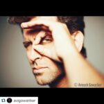 Hrithik Roshan Instagram - Your entire world is a projection of whats inside your mind. The mind sees all. Are you ready? #watchThisSpace #Repost @avigowariker with @repostapp. ・・・ Through His 'Lens' into mine! #PostPackUpShot with the Dude himself. @hrithikroshan .. Something interesting #ComingSoon! #Hrithikroshan