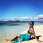 Ileana D’Cruz Instagram – Wishful thinking? 
🏝 👙 ☀️ 🌊 

#islandgirlforlife #takemeback #beachbum #fiji
