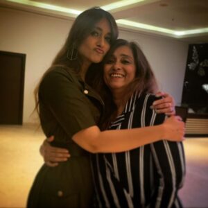 Ileana D'Cruz Instagram - Because just one day isn’t enough to celebrate my gorgeous amazing mama ♥️♥️♥️ ....Also...
I’m a big cuddler. 
I apparently make weird faces when I cuddle 🙄.