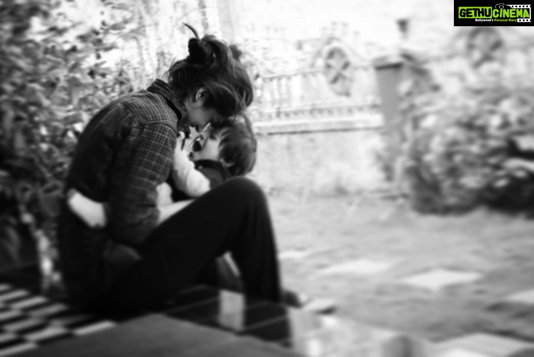Ileana D'Cruz Instagram - When he was so tiny ♥️ #pudding #godmama
