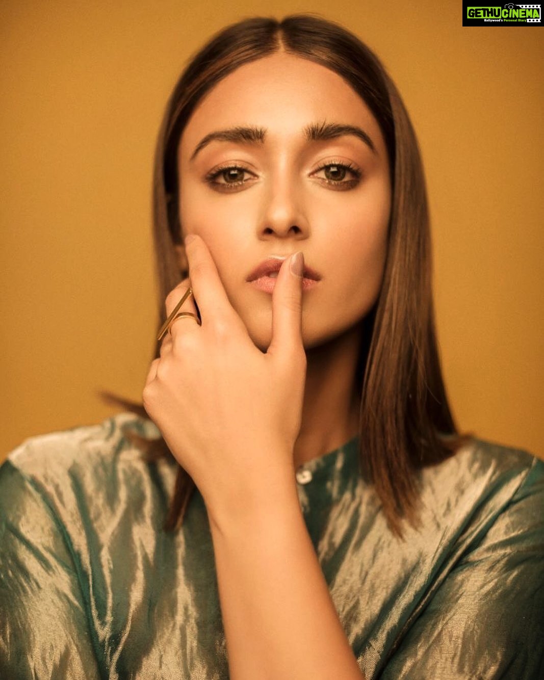 Ileana D'Cruz Instagram - The only thing I’m committed to right now, is bettering myself.