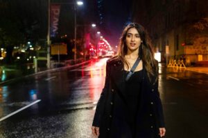 Ileana D'Cruz Instagram - Got caught in the rain the other day. Had mixed feelings about it as you can see 🙄
-
📸 andrewkneebonephotography